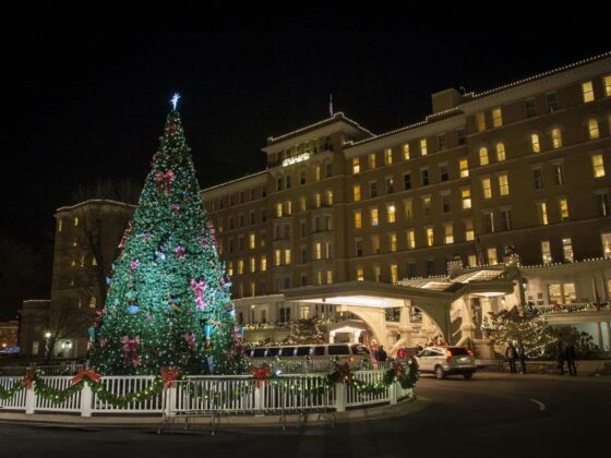 French-Lick-Springs-Hotel-Christmas