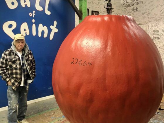 World's-Largest-Ball-of-Paint