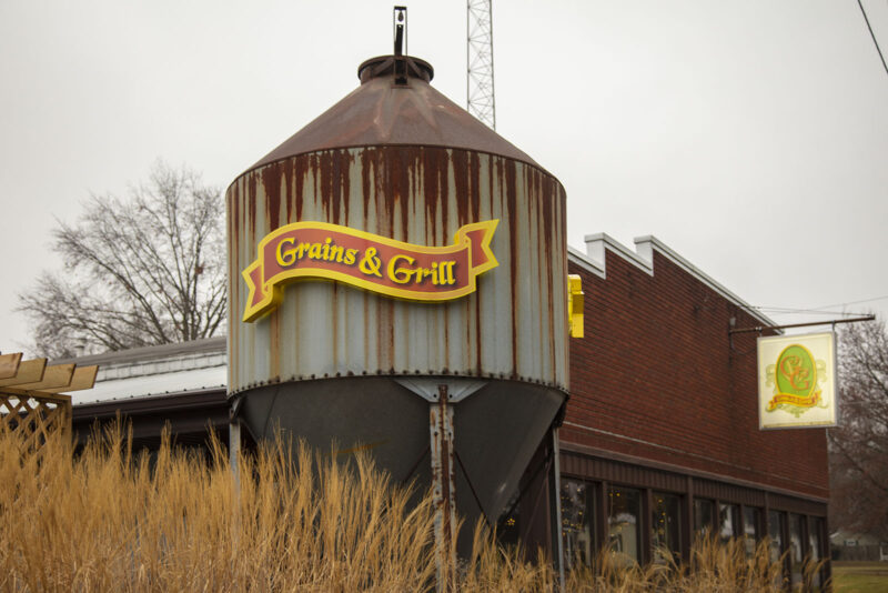 Grains-&-Grill-restaurant-and-Bad-Dad-Brewery