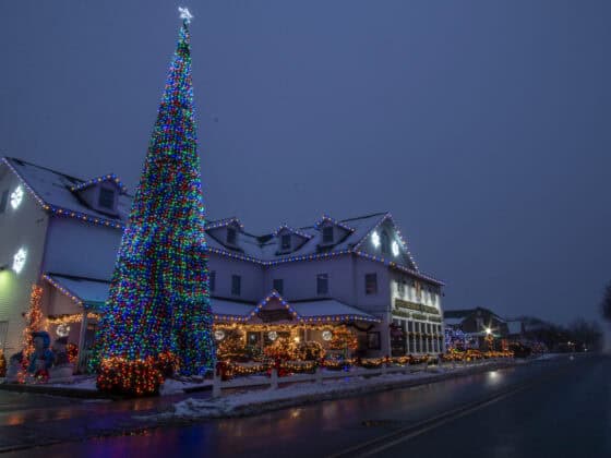 Blue-Gate-Christmas-Shipshewana