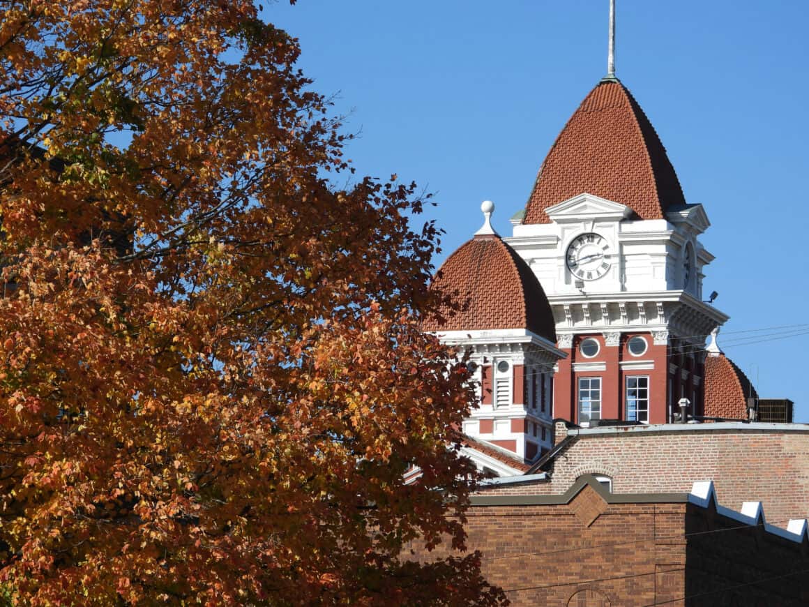 HISTORIC-LAKE-COUNTY-COURTHOUSE