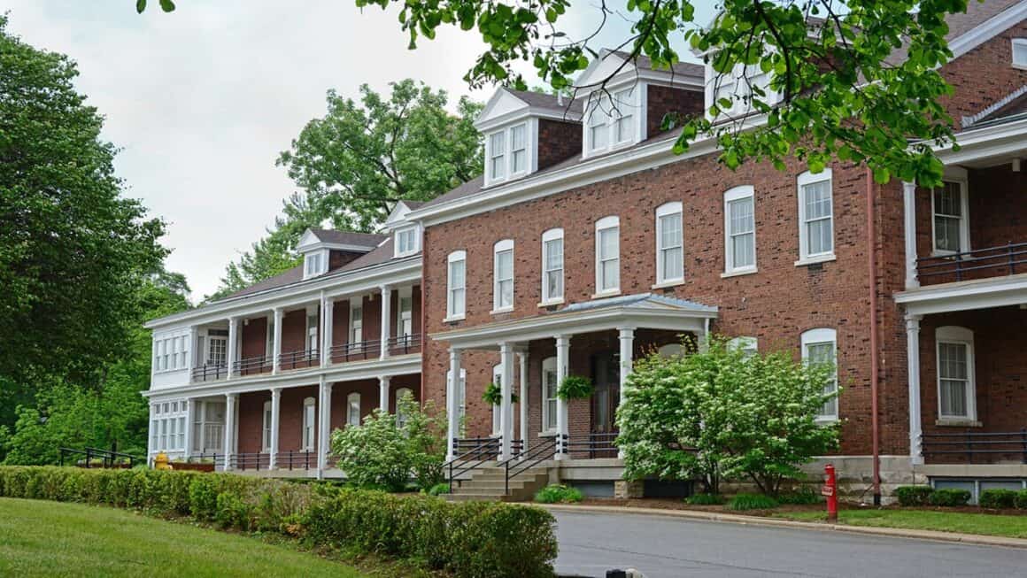 Fort-Harrison-State-Park-Inn