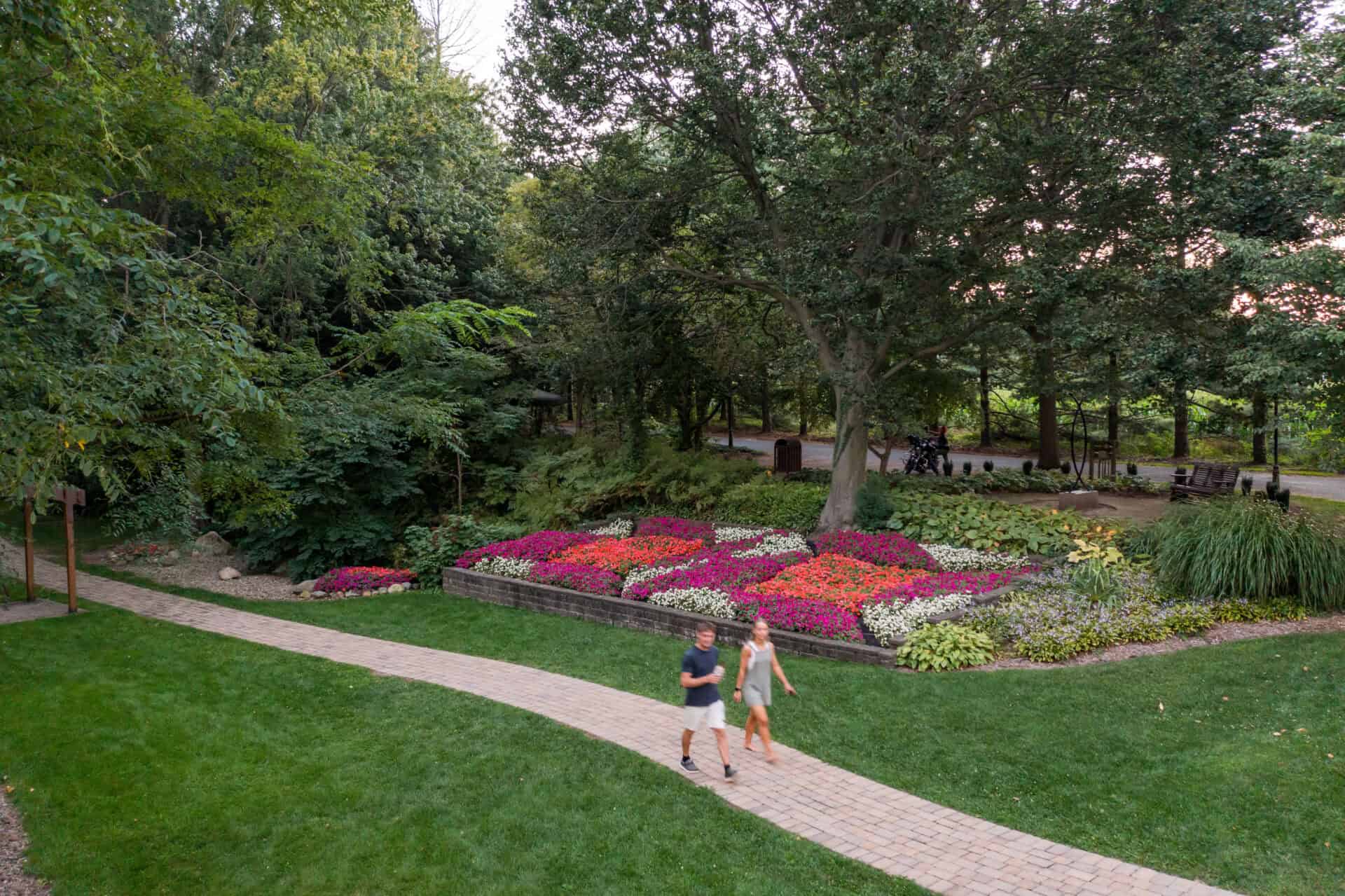 Elkhart-County-Quilt-Gardens