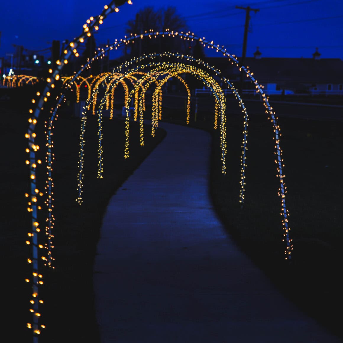 Walkway-of-Lights-Shipshewana