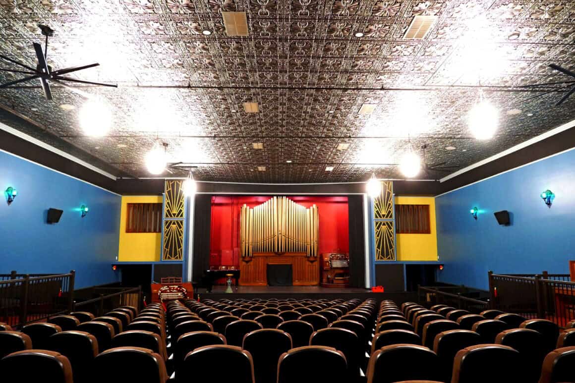Peacock-Theatre-White-County