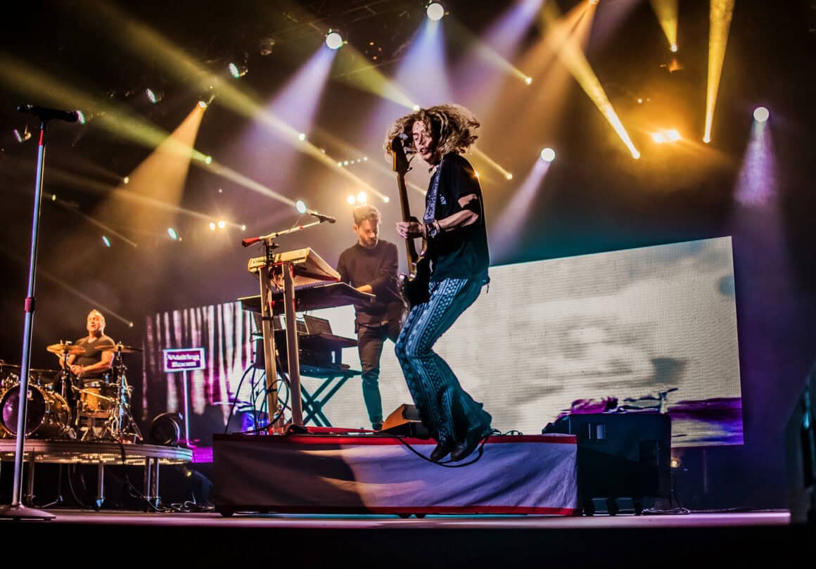 Blue-Gate-Performing-Arts-Shipshewana-Indiana