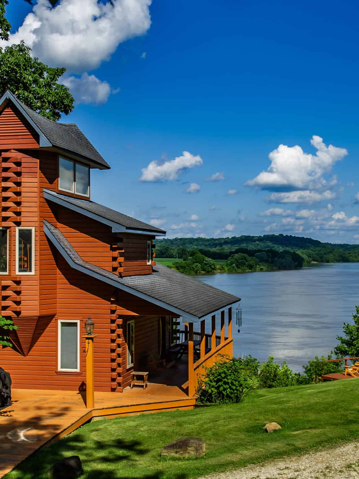 Colucci-Log-Cabin-Rental-Ohio-River