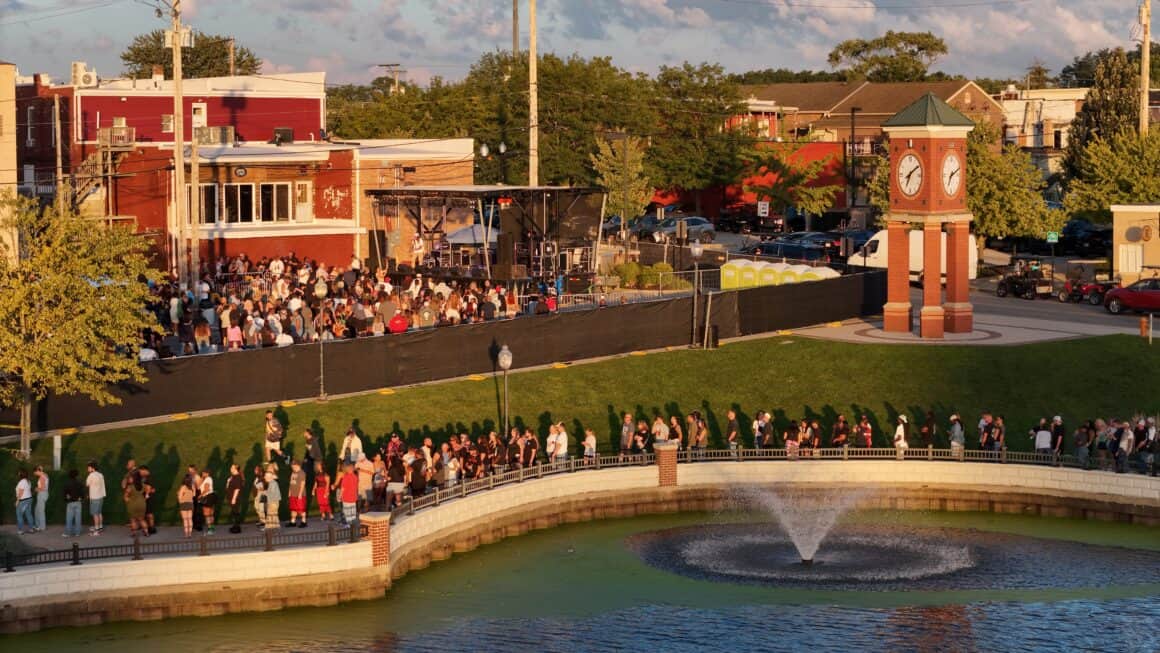 Hobart's 35th Lakefront Festival - Travel Indiana